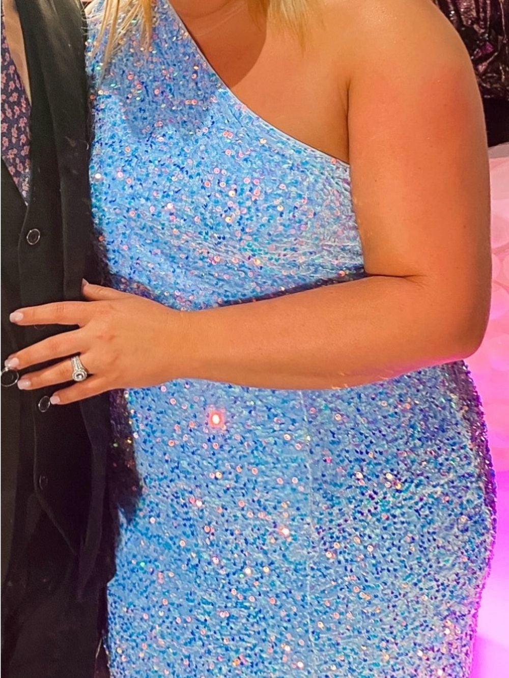Sparkling One-Shoulder Sequin Evening Dress in Light Blue - Picture 5 of 5